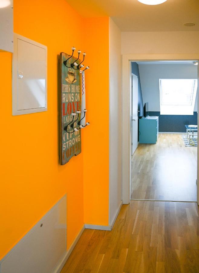 Hideaway Suite Danube Canal Відень Екстер'єр фото